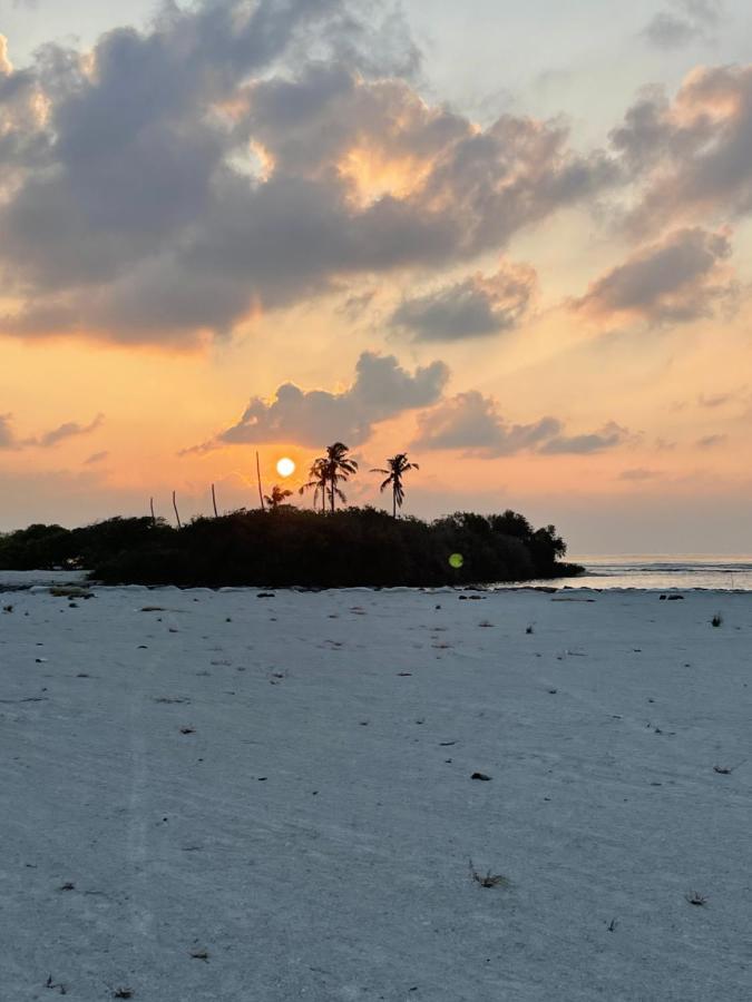 La Isla Tropica Hotel Guraidhoo  Luaran gambar